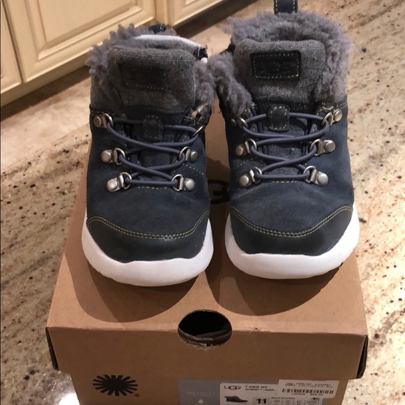 grey fluffy ugg boots